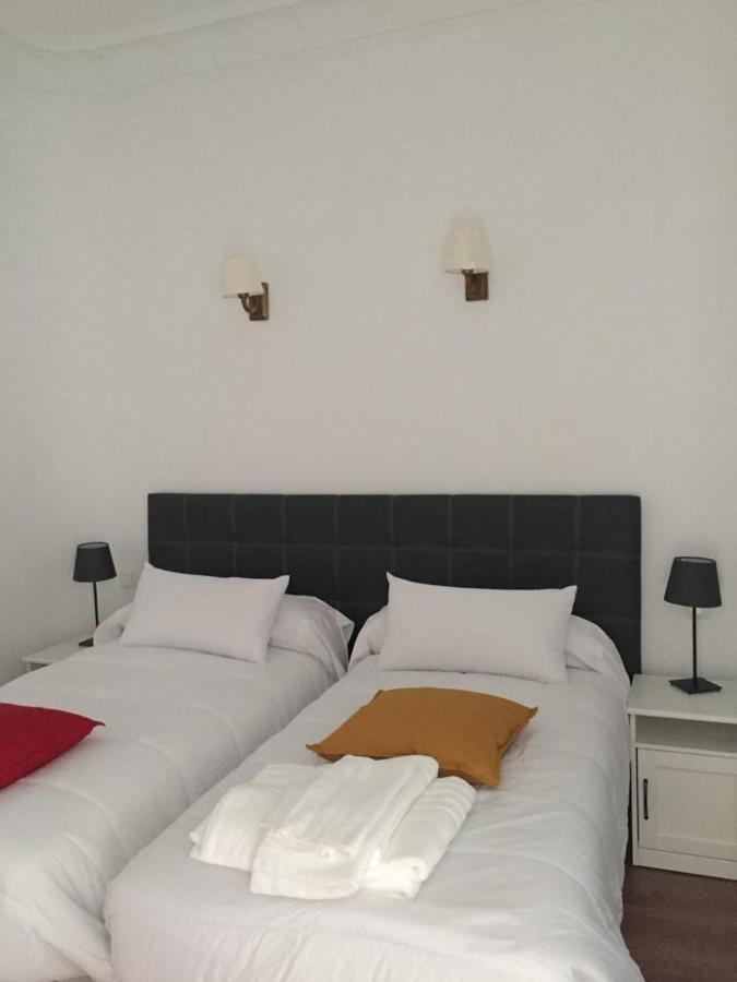 Hotel Lux Penthouse Gran Via Madryt Zewnętrze zdjęcie