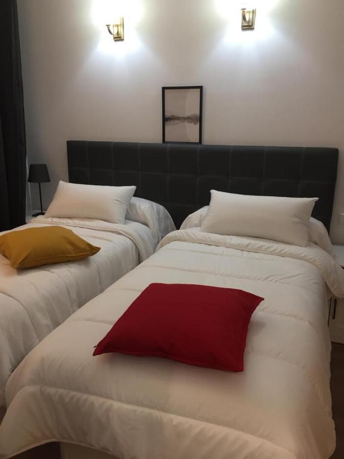 Hotel Lux Penthouse Gran Via Madryt Zewnętrze zdjęcie
