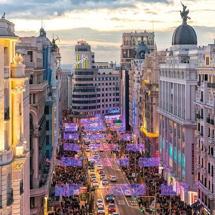 Hotel Lux Penthouse Gran Via Madryt Zewnętrze zdjęcie