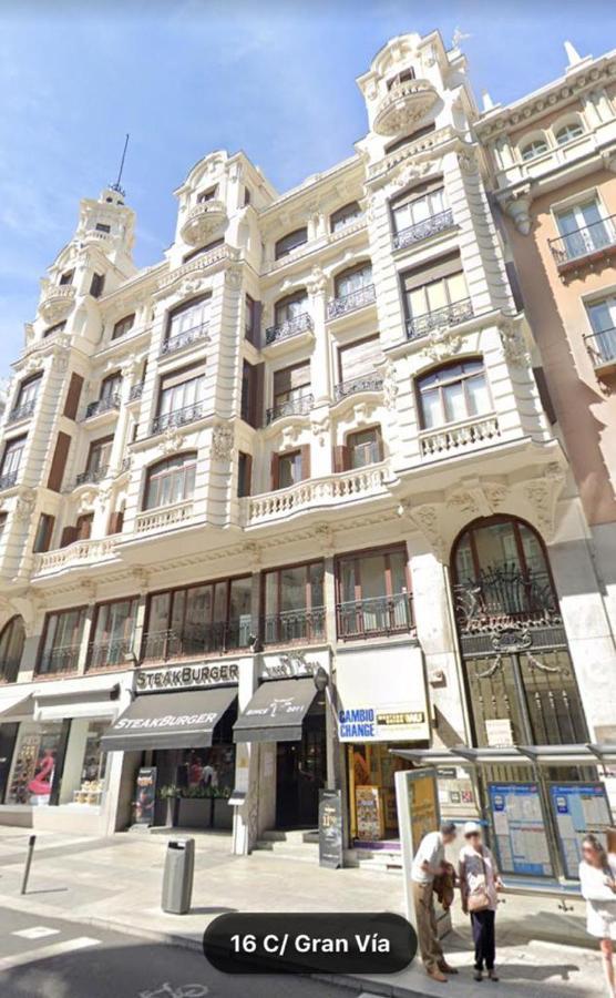 Hotel Lux Penthouse Gran Via Madryt Zewnętrze zdjęcie