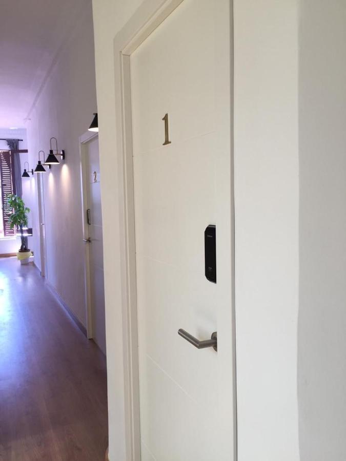 Hotel Lux Penthouse Gran Via Madryt Zewnętrze zdjęcie