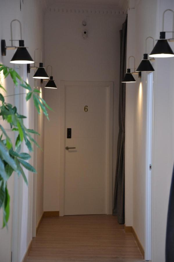 Hotel Lux Penthouse Gran Via Madryt Zewnętrze zdjęcie