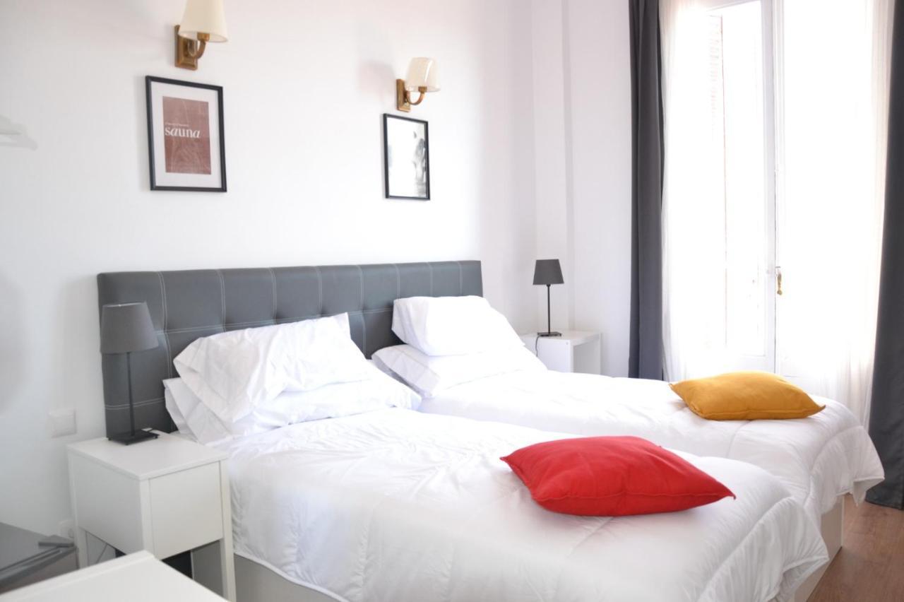 Hotel Lux Penthouse Gran Via Madryt Zewnętrze zdjęcie