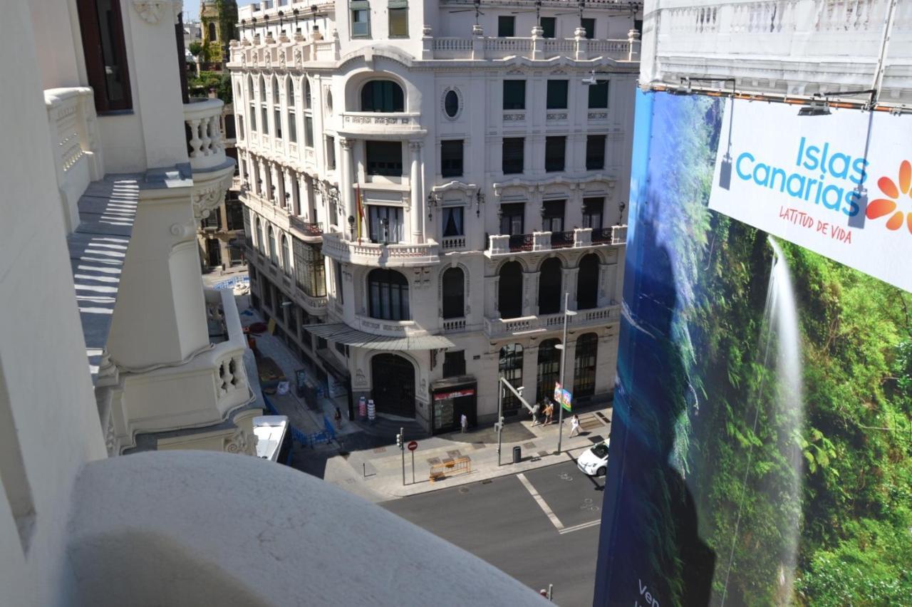 Hotel Lux Penthouse Gran Via Madryt Zewnętrze zdjęcie