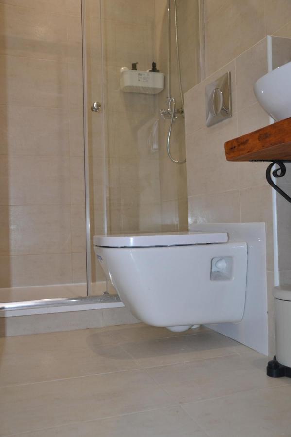 Hotel Lux Penthouse Gran Via Madryt Zewnętrze zdjęcie